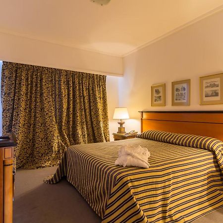 Hotel Libertador Tandil Buitenkant foto