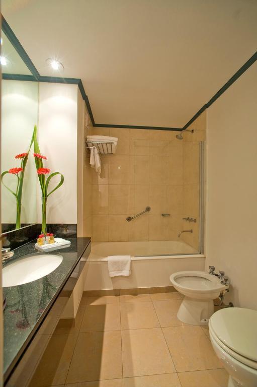 Hotel Libertador Tandil Buitenkant foto