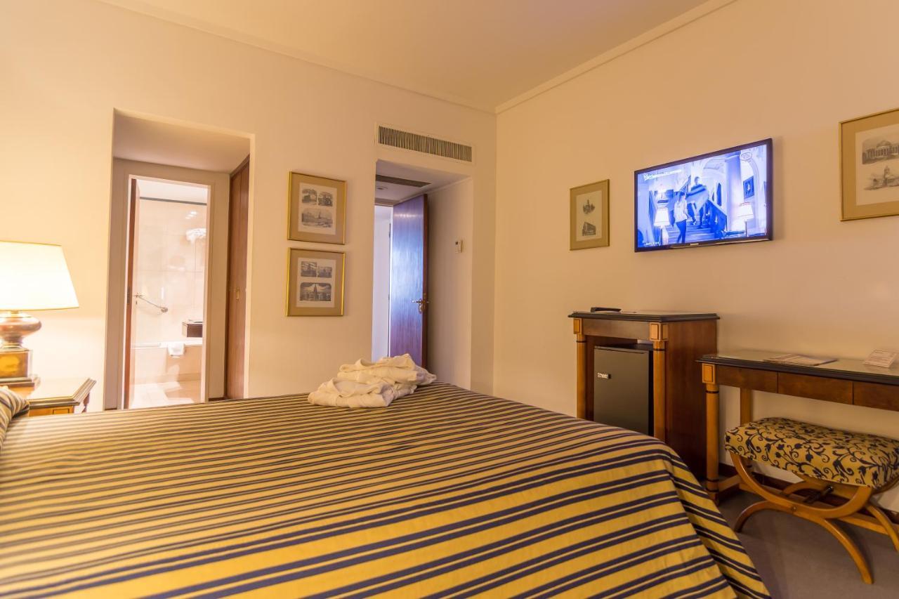 Hotel Libertador Tandil Buitenkant foto