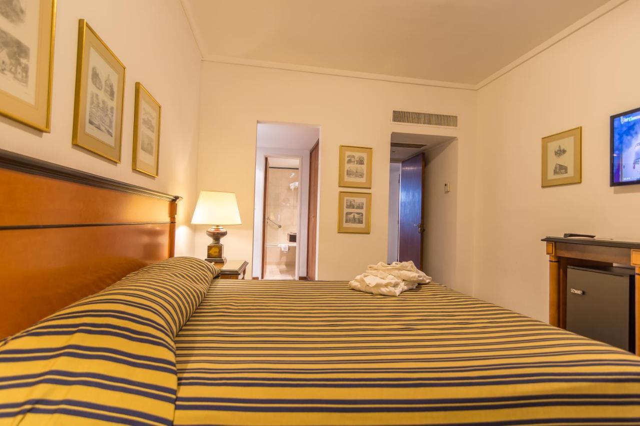 Hotel Libertador Tandil Buitenkant foto